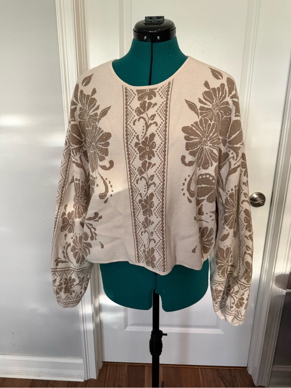 Z Supply Beige & Taupe Floral Knit Sweater Top
